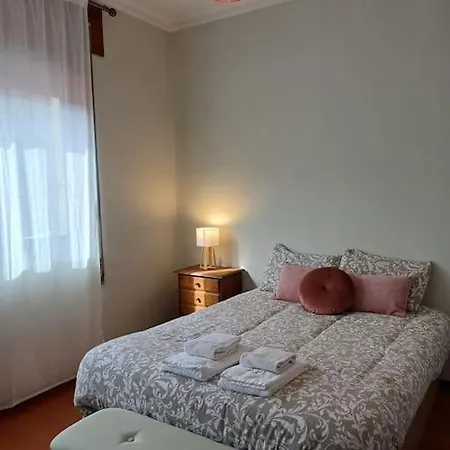 Apartment Roomy & Patio - 2 Bedroom Flat Porto
